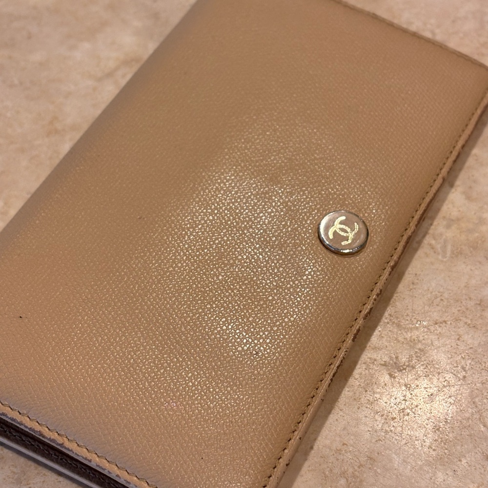 Authentic Chanel Bifold Flip Leather Wallet